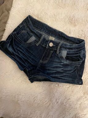 2000s VINTAGE •Dark Blue Denim Women's Low-Rise Jean Shorts